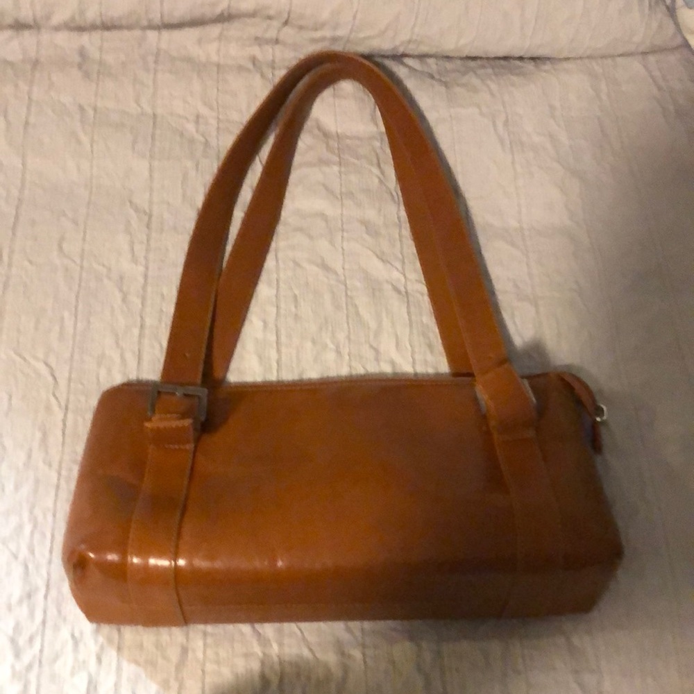 Camel colored HOBO purse. In excellent condition.